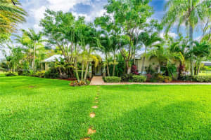 17341 SW 278th St, Homestead, FL 33031, Sold 03/28/25