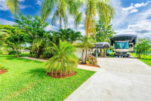 17341 SW 278th St, Homestead, FL 33031, Sold 03/28/25
