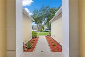 10051 SW 55th Ln, Cooper City, FL 33328, Sold 09/24/24