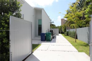 11938 SW 41st Dr, Miami, FL 33175, Sold 12/23/24