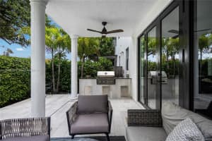 3010 Elizabeth St, Miami, FL 33133, Sold 11/08/24