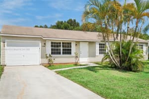 1341 SE Belcrest St, Port St. Lucie, FL 34952, Sold 12/03/24