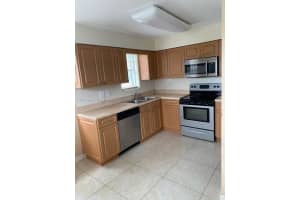 2200 Taylor St 202, Hollywood, FL 33020 - MLS#A11609177