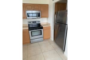 2200 Taylor St 202, Hollywood, FL 33020 - MLS#A11609177