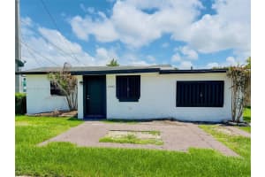 11900 SW 216th St, Miami, FL 33170, Sold 12/27/24