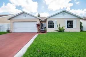 1200 SW 87th Way, Pembroke Pines, FL 33025, Sold 12/06/24