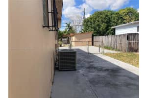 577 E 17th St, Hialeah, FL 33010, Sold 11/27/24