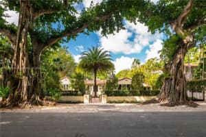 2710 Columbus Blvd, Coral Gables, FL 33134, Sold 02/18/25