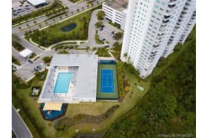 14951 Royal Oaks Ln APT 704, North Miami, FL 33181, Sold 04/18/25