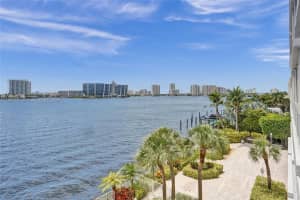 17700 N Bay Rd APT 404, Sunny Isles Beach, FL 33160, Sold 11/20/24