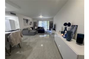 13700 SW 62nd St APT 249, Miami, FL 33183, Sold 01/21/25
