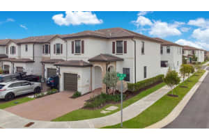 11068 West 33rd Ct, Hialeah, FL 33018, Sold 09/17/24