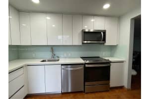 20400 E Country Club Dr, Aventura, FL 33180, Sold 09/24/24