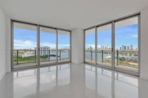 16385 Biscayne Blvd, North Miami Beach, FL 33160, Sold 08/13/24