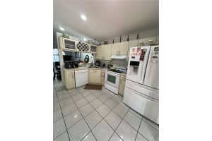 3355 W 68th St APT 189, Hialeah, FL 33018, Sold 08/12/24