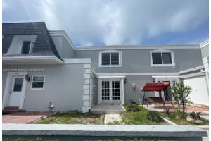 2318 NE 7th St, Hallandale Beach, FL 33009, Sold 08/26/24