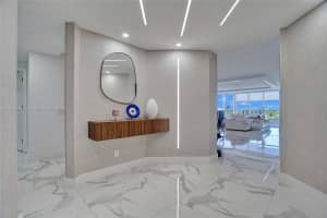 21150 Point Pl, Aventura, FL 33180, Sold 08/27/24