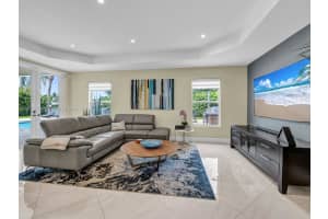 15802 NW 79th Pl, Miami Lakes, FL 33016, Sold 08/21/24