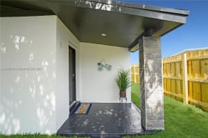 3740 SW 55th Ave, Davie, FL 33314, Sold 09/20/24