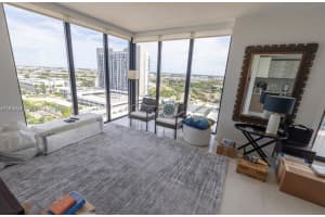 5252 NW 85th Ave, Doral, FL 33166, Sold 09/18/24