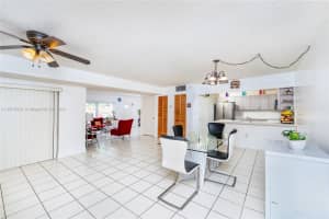 15660 SW 82nd Cir Ln, Miami, FL 33193, Sold 09/06/24