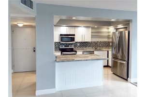 2761 Taft St APT 210, Hollywood, FL 33020, Sold 01/17/25