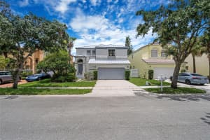 614 NW 158th Ln, Pembroke Pines, FL 33028, Sold 07/26/24