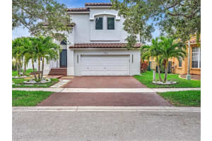 18454 NW 9th St, Pembroke Pines, FL 33029, Sold 10/01/24
