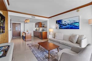 6801 Collins Ave 912 910, Miami Beach, FL 33141, Sold 09/23/24
