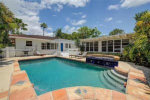 560 NE 107th St, Miami Shores, FL 33161, Sold 01/31/25