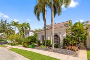 19500 Ambassador Ct, Miami, FL 33179, Sold 11/18/24
