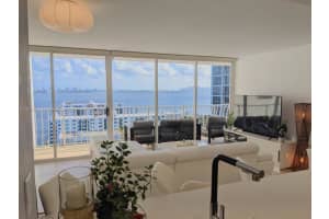 7601 E Treasure Dr APT 2121, North Bay Village, FL 33141, Sold 12/23/24