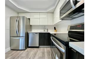 3401 N Country Club Dr APT 303, Aventura, FL 33180, Sold 11/15/24