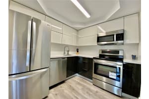 3401 N Country Club Dr APT 303, Aventura, FL 33180, Sold 11/15/24