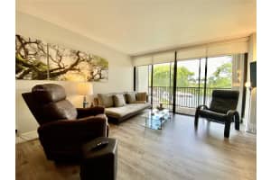 3401 N Country Club Dr APT 303, Aventura, FL 33180, Sold 11/15/24