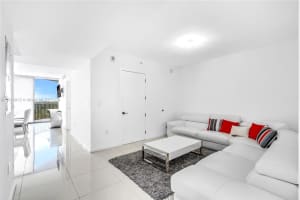 5252 NW 85th Ave, Doral, FL 33166, Sold 10/02/24