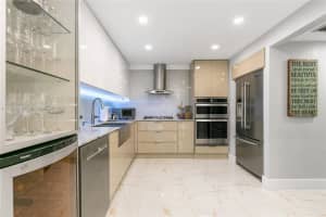 7004 SW 114th Pl APT C, Miami, FL 33173, Sold 10/07/24