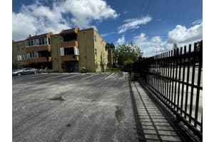 6070 W 18th Ave APT 206, Hialeah, FL 33012, Sold 12/27/24