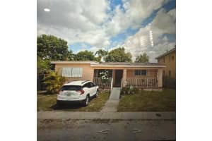 391 E 38th St, Hialeah, FL 33013, Sold 09/23/24
