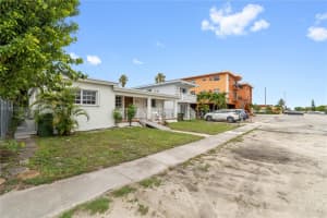 391 E 38th St, Hialeah, FL 33013, Sold 09/23/24