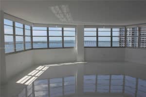 905 Brickell Bay Dr APT 1927, Miami, FL 33131, Sold 01/15/25