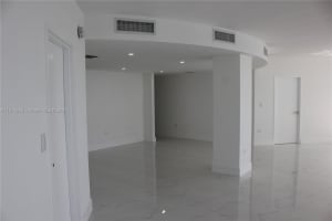 905 Brickell Bay Dr APT 1927, Miami, FL 33131, Sold 01/15/25