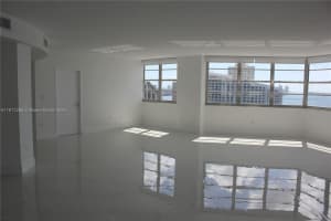 905 Brickell Bay Dr APT 1927, Miami, FL 33131, Sold 01/15/25