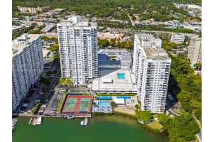 2750 NE 183rd St APT 1606, Aventura, FL 33160, Sold 11/06/24
