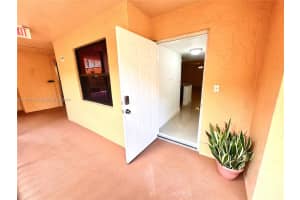 450 Commodore Dr, Plantation, FL 33325, Sold 07/31/24