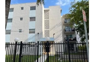 1337 NW 1st St APT 2, Miami, FL 33125, Sold 01/08/25