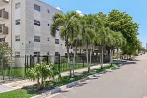 1337 NW 1st St APT 2, Miami, FL 33125, Sold 01/08/25