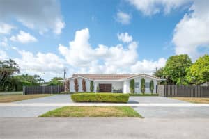 2120 NE 204th St, Miami, FL 33179, - MLS#A11611686