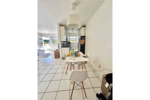 901 10th St, Miami Beach, FL 33139, Sold 09/25/24
