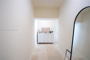 888 Biscayne Blvd APT 2004, Miami, FL 33132, Sold 10/08/24